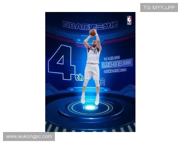 克莱·汤普森三分精准拉开防线，关键时刻投篮效率显著提升