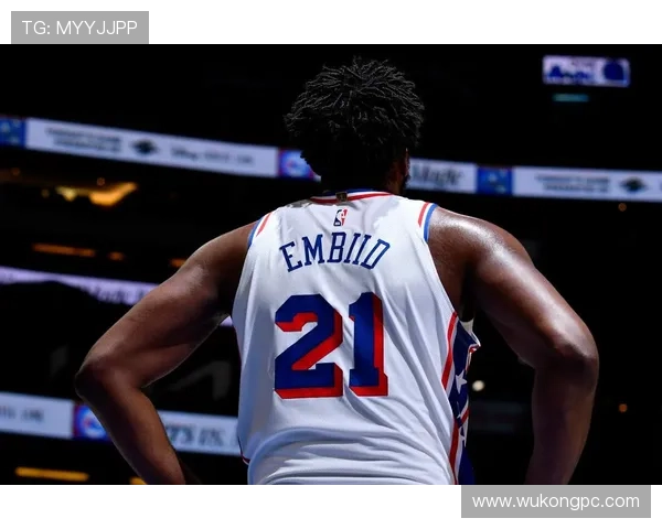 威尔特张伯伦篮下单打主导，较恩比德更仰仗进攻篮板